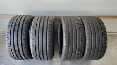 These are a set of four new staggered Michelin Pilot Sport 4S summer tires, sized 245/35ZR20 (95Y) a...