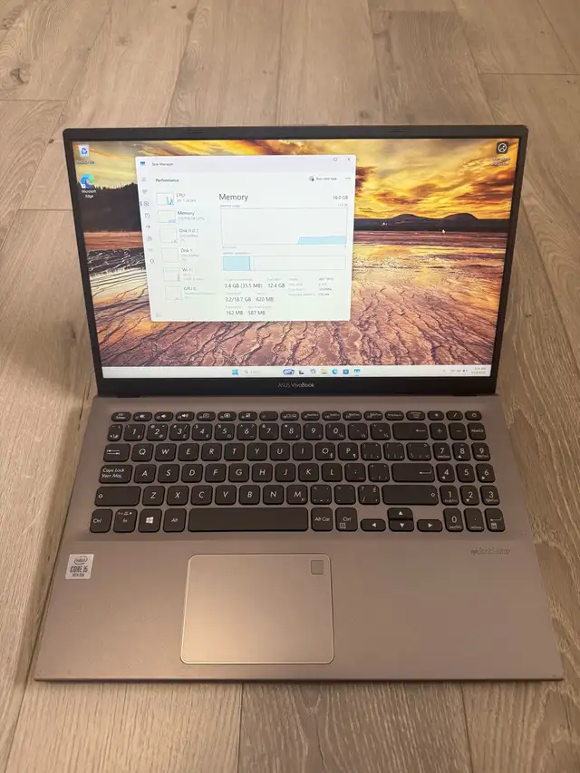 Asus Vivobook - i5 - 16GB RAM/512GB SSD63735877478401122