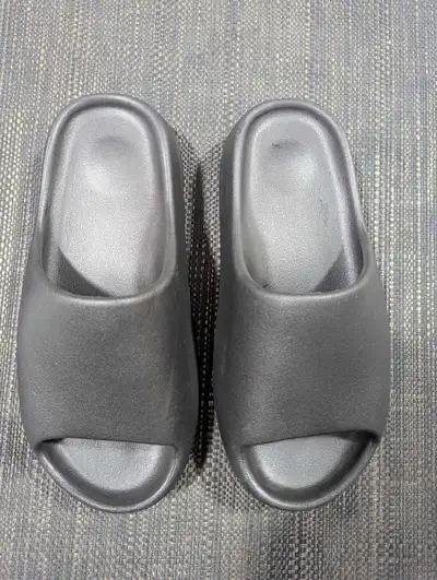 Yeezy Slides (YS-01), View more