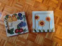 2 assiettes décoratives 12 X 12 (pouces) $5.00 chacune