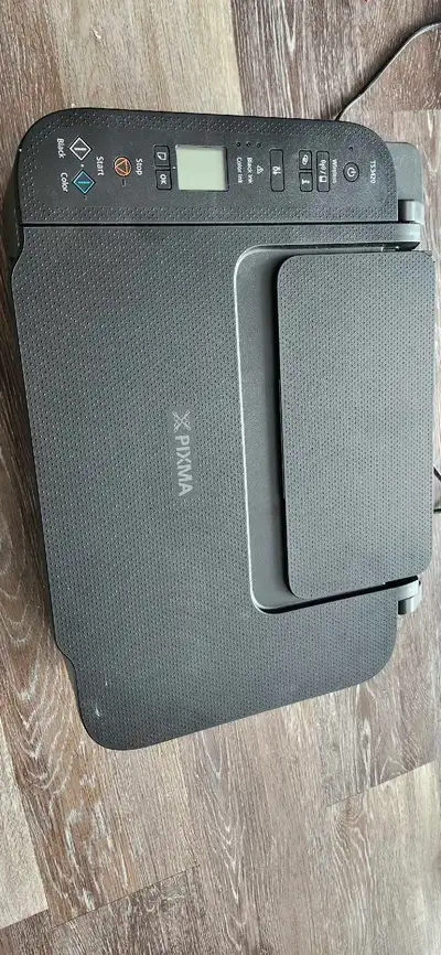 This is a used Canon Pixma printer, perfect for home or office use, offering reliable printing, scan...