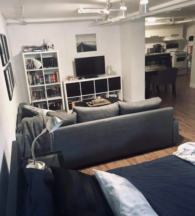 CDN – bienvenue aux étudiants, très grand superbe studio