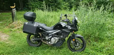 Oui, je parle francais aussi, DL650 abs, 47,000kms Reliable and comfortable, great for touring, comm...