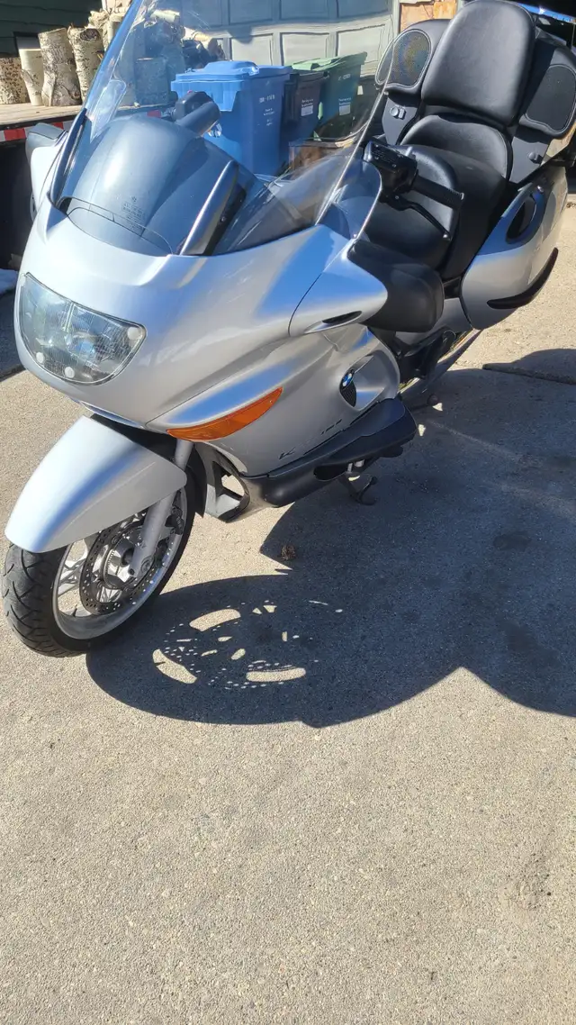2002 BMW K1200LT ABS, low mileage in Touring in Calgary - Image 4