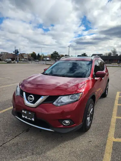 Selling Nissan Rogue SL 4WD in great mechanical shape. I have been first owner since 2016. All servi...