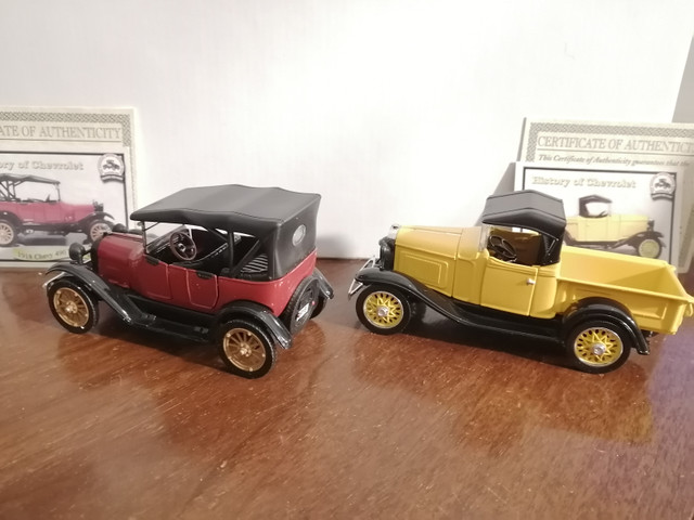 National Motor Museum Classic 1:32 scale Die Cast Cars - Lot 1 in Arts & Collectibles in Oakville / Halton Region - Image 3