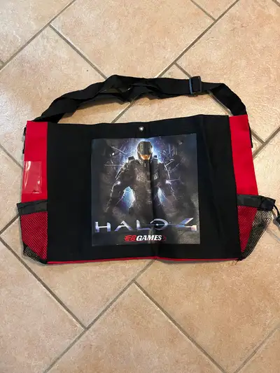 EB Games Halo 4 Promotional Bag, View more