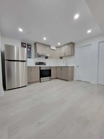 Call 6478967478. Furnished Space available for 1 girl in a 2 Bd basement near queen and chinguacousy...
