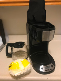 HAMILTON BEACH Programmable Drip Coffeemaker - 12-Cup - Black