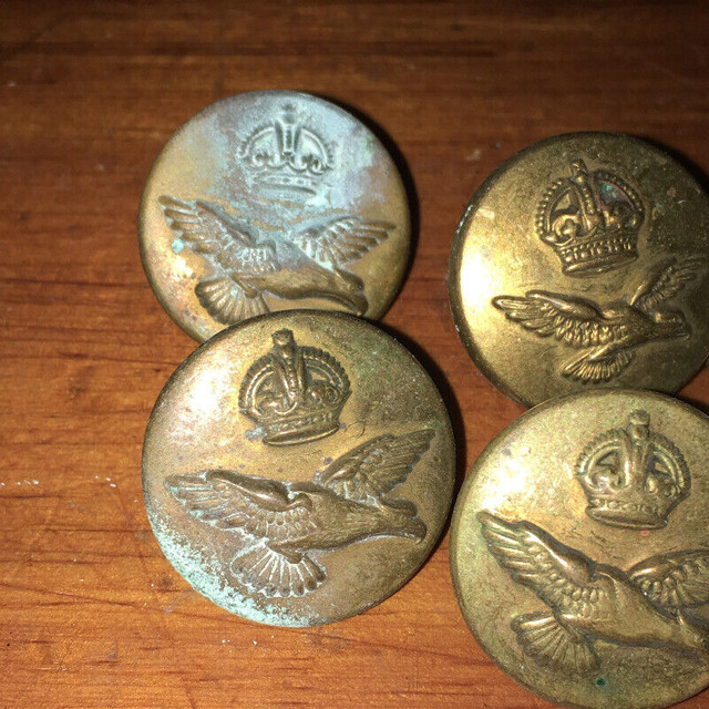 Vintage Brass Uniform Buttons - crown above a flying eagle in Arts & Collectibles in Mississauga / Peel Region - Image 4