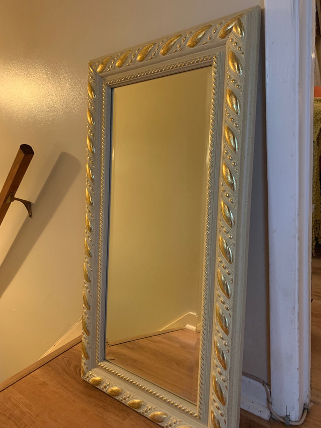 Hanging Decorative wall Mirror 18” wide x 34” tall | Home Décor & Accents |  Cole Harbour | Kijiji