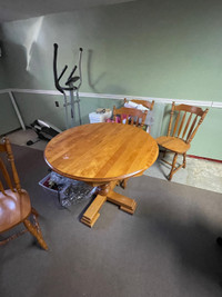 Oak hard wood table and chairs 