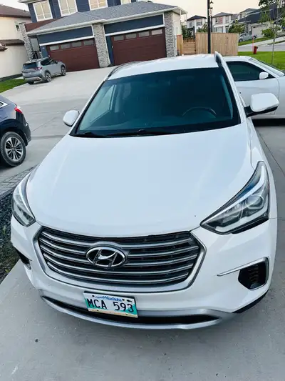 Hi I want to sell 2017 Hyundai Santa Fe XL 3.3L new safety clean title clean inside and outside powe...