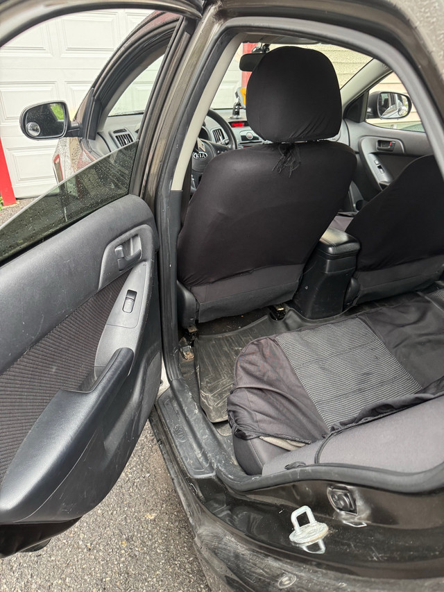 2011 KIA Forte ex  Engine has 21600 km only , Negotiable  in Cars & Trucks in Ottawa - Image 4