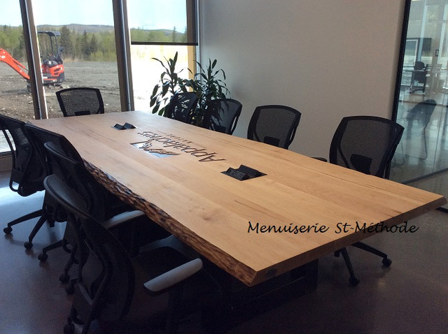 Table en bois sur mesure, table cuisine, table conférence, resto dans Autre  à Ouest de l’Île - Image 2