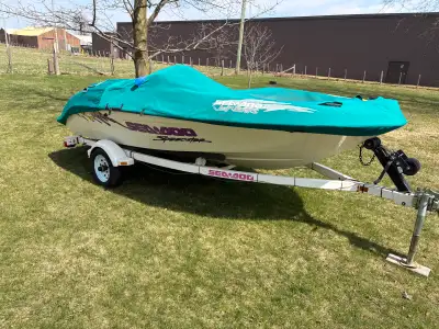 Selling my project boat twin engines 717 2 stroke both run great need gone over boats in decent shap...