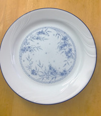 4 Celestial Blue Corelle plates