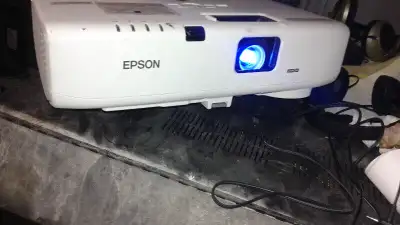 Epson Powerlite D6155W / H396A / 3LCD Projector HDMI 3500 Lumens, View more