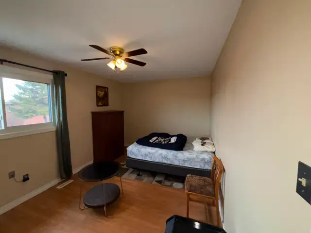 Furnished large master bedroom for rent