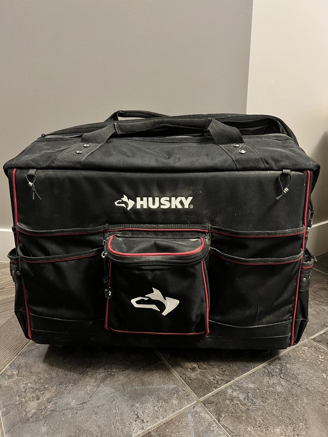 Husky 22inch Pro Grade Rolling Tote Tool Bag Windermere Pickup Tool