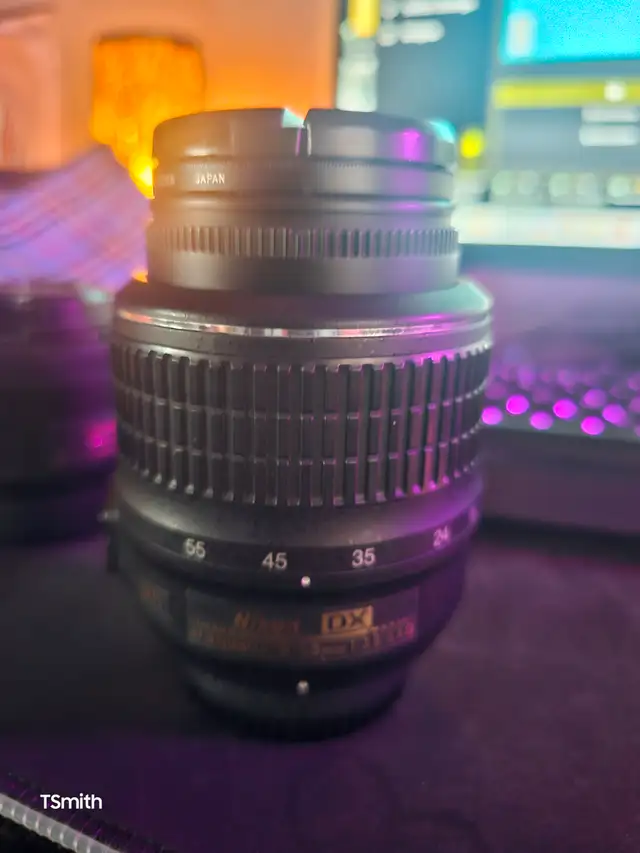 Nikon Lens in Cameras & Camcorders in Edmonton - Image 5
