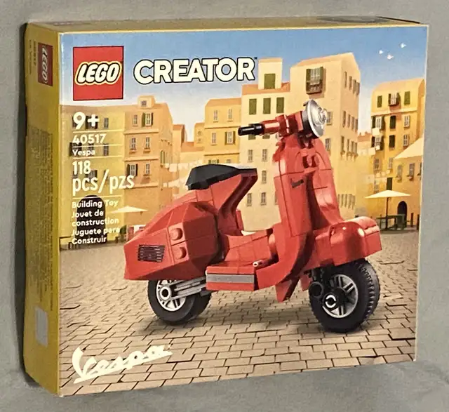 Lego new and sealed Vespa in Toys & Games in City of Toronto - Image 2