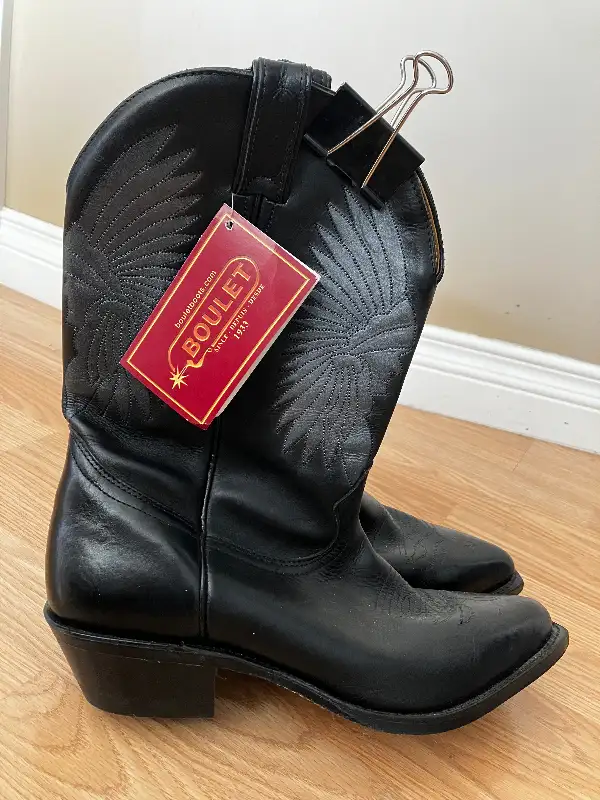 BOULET BOOTS Vtg. Western #9506 - Feather Head Size 10 Brand New in Men's Shoes in Edmonton - Image 2