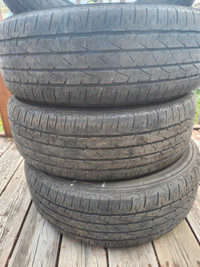 Pneus d'été / Summer Tires (225/65R17)