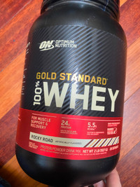 Optimum Nutrition: Gold Standard 100% Whey Protein Powder