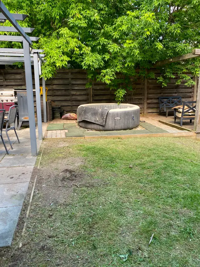 Gardening/landscaping & more call/text sameday 647-495-2658 in Lawn, Tree Maintenance & Eavestrough in City of Toronto - Image 5