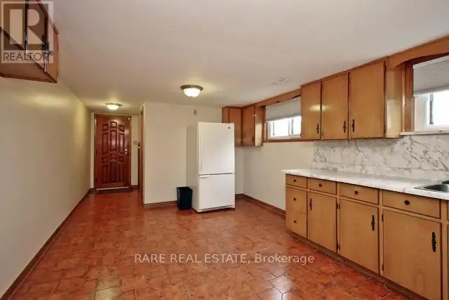 2 Bedroom Basement Apartment(Downsview Park)