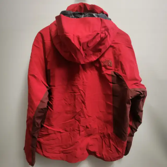 North Face Triclimate Hyvent Jacket Wind Rain RED【 MENS MEDIUM 】 in Men's in City of Toronto - Image 3