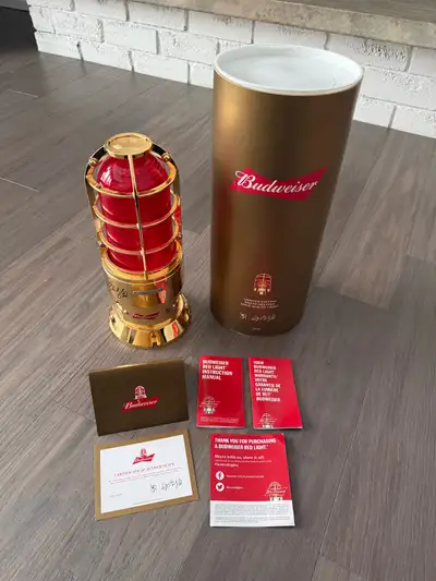 Budweiser Red Goal Light Gold Gretzky Edition, View more