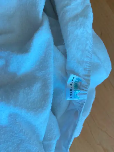 Convient bassinette de bébé standard En flanelle tres douce Maison sans tabac et sans animaux