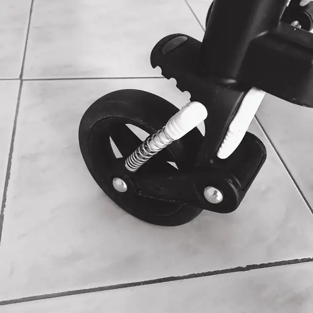 bugaboo cameleon stroller in Strollers, Carriers & Car Seats in Markham / York Region - Image 4