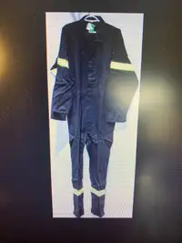 600 SIRIUS XL BLACK AND SAFETY COVERALLS