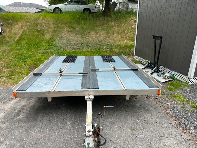 SALE PENDING Double aluminum tilt snowmobile trailer 101” x 10’ in Cargo & Utility Trailers in Kenora - Image 2
