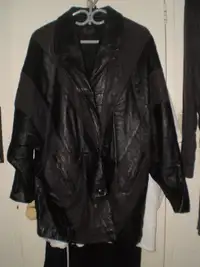 Vintage  Leather  jacket - bomber style