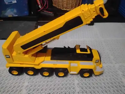 CAT Construction Vehicle Large Crane, View more