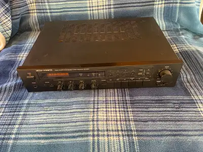 Vector Research Stereo Receiver, View more