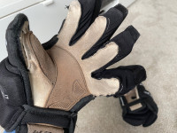 CCM 4 roll pro 12” gloves