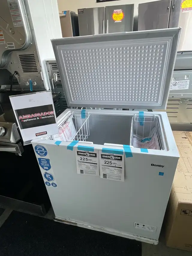 NEW Danby Chest Freezer (MANUAL DEFROST) 7.0 Cu.Ft in Freezers in London - Image 4