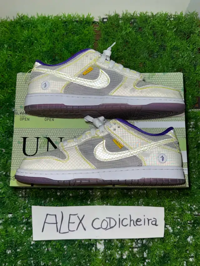 Size 9 - Nike Dunk Low UNLA Pack Court Purple in Men's Shoes in Mississauga / Peel Region - Image 9