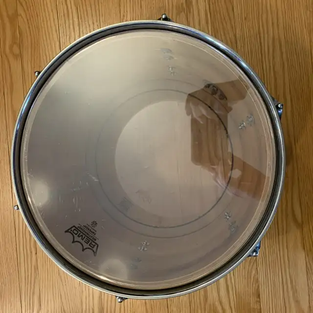 Vintage Ludwig Tom Drum 1976 13” x 9” - White Mother of Pearl in Drums & Percussion in Cambridge - Image 8