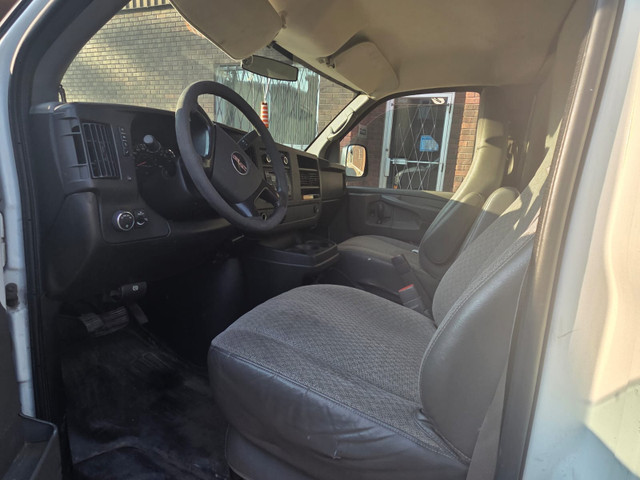GMC Savana 2014 A vendre. 168000 Km dans Autos et camions  à Ville de Montréal - Image 3