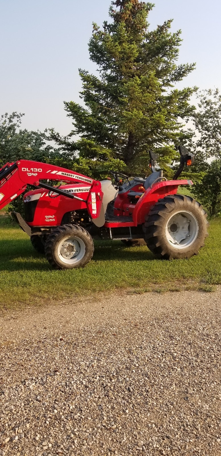 Massey Ferguson 1655 tractor Farming Equipment Saskatoon Kijiji