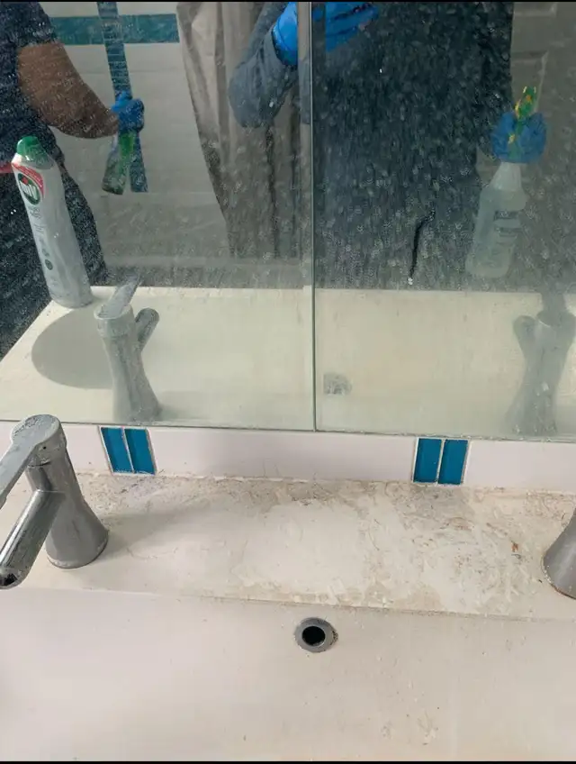 Sparkly Clean64519986323970121