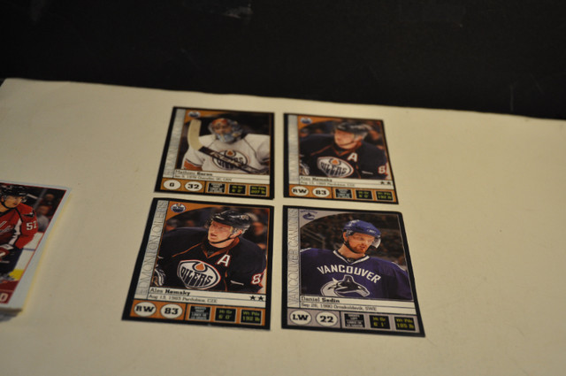 PANINI NHL Stickers lot of +- 37 2008 to 2018 rookies stars sedi dans Art et objets de collection  à Victoriaville - Image 3