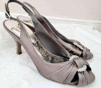 NEW Womens Clarks Pewter Silver Heels with Crystal Buckle Strap