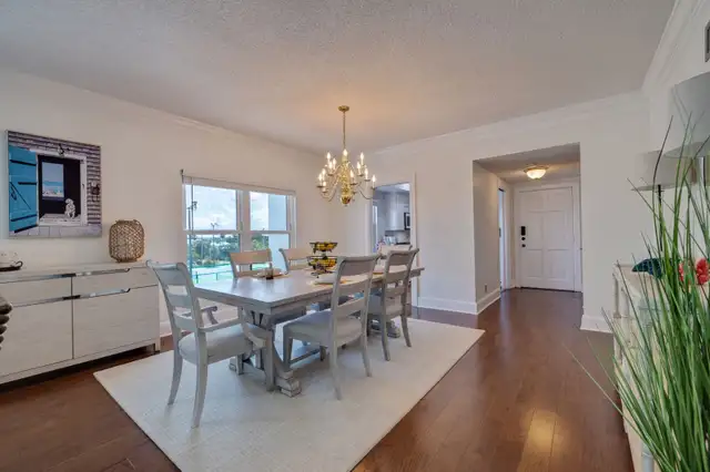 Florida gulf-front paradise in St Pete Beach in Florida in Canada - Image 5